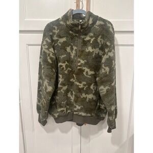 Express One Eleven Olive Green Camo Camouflage Sherpa Pullover Sweatshirt Medium